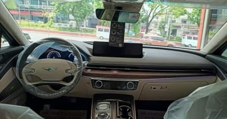 Selling Pearl White Hyundai Genesis 2022 in Malabon