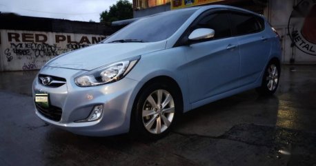 Selling Silver Hyundai Accent 2015 in Bacoor