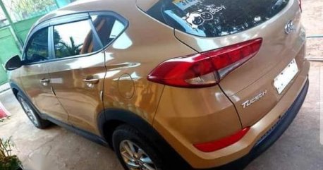 Selling Beige Hyundai Tucson 2016in Dasmariñas