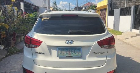 Selling White Hyundai Tucson 2012 in Angeles