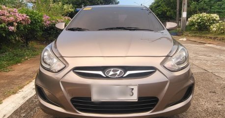 Silver Hyundai Accent 2014 for sale in Quezon 