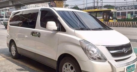 Purple Hyundai Starex 2008 for sale in Automatic