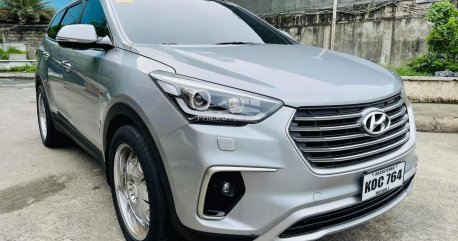 2019 Hyundai Grand Santa Fe in Parañaque, Metro Manila