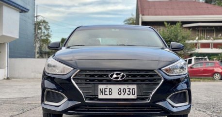 Selling Purple Hyundai Accent 2020 in Manila