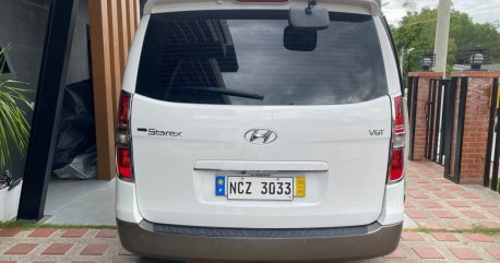 Purple Hyundai Grand starex 2016 for sale in Automatic