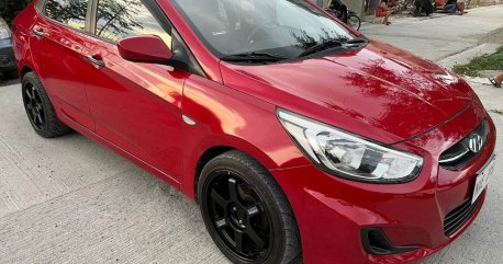 Sell White 2017 Hyundai Accent in Pasig