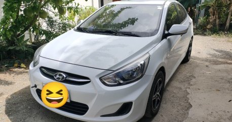 White Hyundai Accent 2016 for sale in Automatic