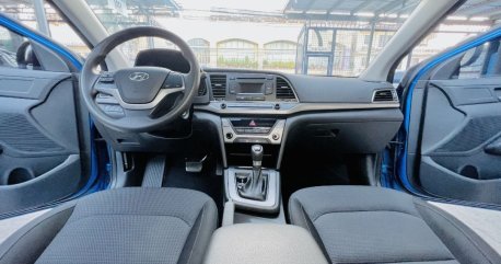 Sell White 2016 Hyundai Elantra in Las Piñas