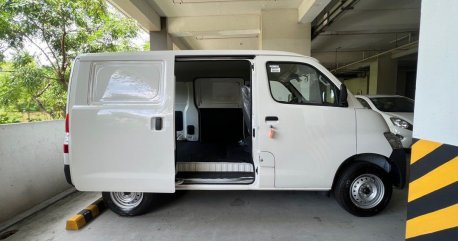 White Hyundai Panel Van 2023 for sale in Manual