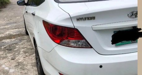 White Hyundai Accent 2012 for sale in Manila