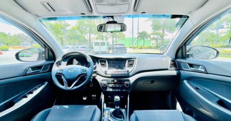 Selling White Hyundai Tucson 2016 in Makati