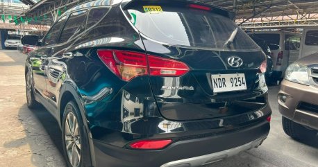 White Hyundai Santa Fe 2016 for sale in Pasay