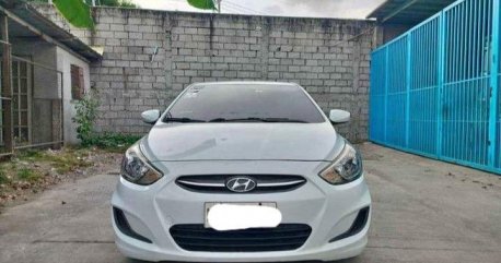 Sell White 2017 Hyundai Accent in Manila