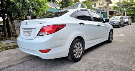 Sell White 2018 Hyundai Accent in Bacoor