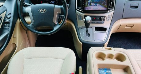 Selling White Hyundai Grand starex 2019 in Pasig