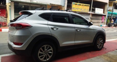 White Hyundai Tucson 2019 for sale in Automatic