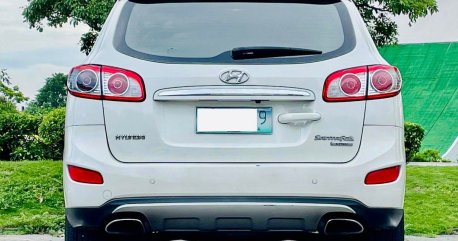 White Hyundai Santa Fe 2012 for sale in Automatic