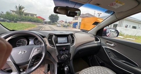 Yellow Hyundai Santa Fe 2023 for sale in Biñan