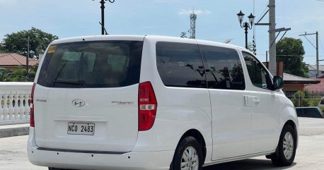 Sell White 2016 Hyundai Starex in Parañaque