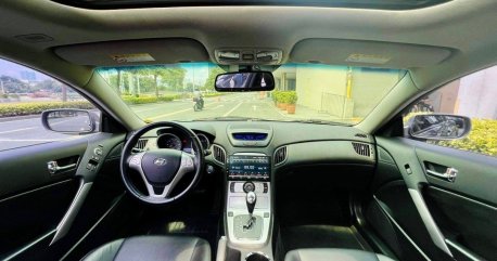 White Hyundai Genesis 2011 for sale in Makati