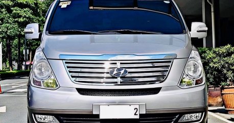 White Hyundai Starex 2015 for sale in Automatic
