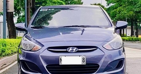 Selling White Hyundai Accent 2016 in Makati