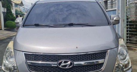 White Hyundai Starex 2011 for sale in Meycauayan