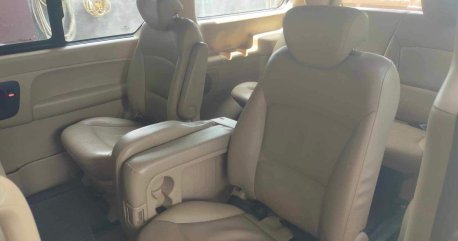 Sell White 2013 Hyundai Starex in Bongabon