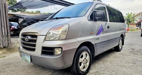 Sell White 2007 Hyundai Starex in Bacoor