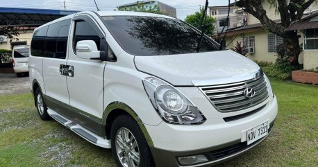 Selling White Hyundai Grand starex 2016 in Manila