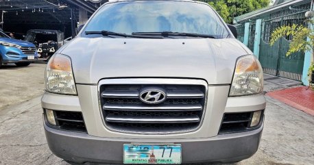Sell White 2007 Hyundai Starex in Bacoor