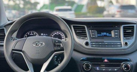 White Hyundai Tucson 2017 for sale in Makati