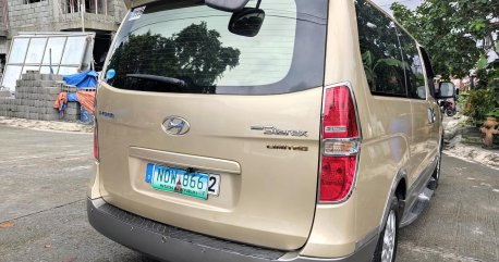 Gold Hyundai Starex 2010 Van at 67000 for sale in Manila