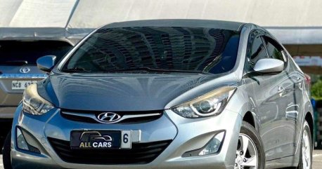 White Hyundai Elantra 2014 for sale in Automatic