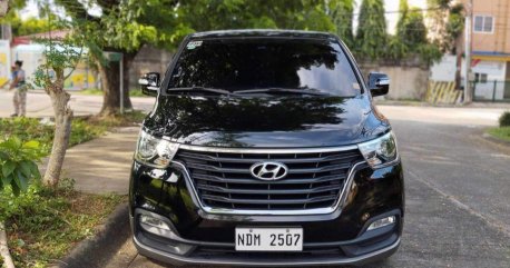 White Hyundai Starex 2019 for sale in Las Piñas