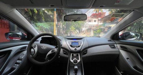 White Hyundai Elantra 2011 for sale in Mandaluyong