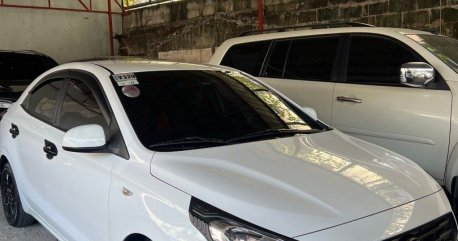 Selling Silver Hyundai Reina 2020 in Pasay