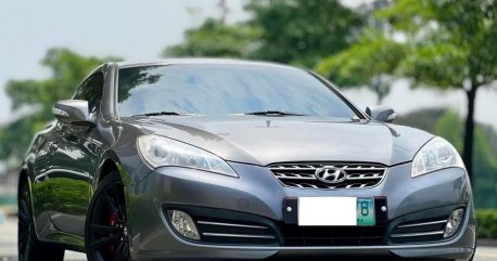 Selling White Hyundai Genesis 2011 in Makati