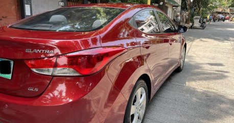 Sell White 2011 Hyundai Elantra in Mandaluyong