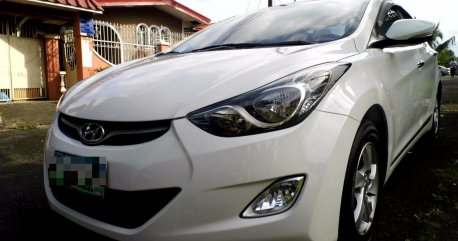 Selling White Hyundai Elantra 2012 Sedan at 65000 in Manila