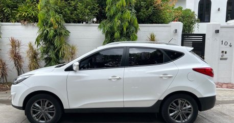 Selling White Hyundai Tucson 2016 in Taguig