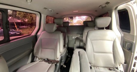 White Hyundai Starex 2012 for sale in Quezon City