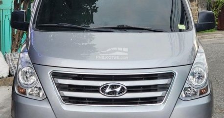 Sell White 2016 Hyundai Grand starex in Caloocan