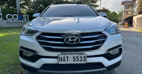 2017 Hyundai Santa Fe  2.2 CRDi GLS 8A/T 2WD (Dsl) in Las Piñas, Metro Manila