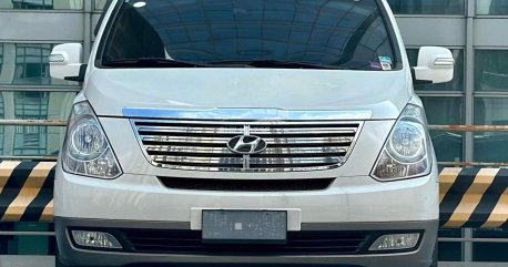 2015 Hyundai Starex  2.5 CRDi GLS 5 AT(Diesel Swivel) in Makati, Metro Manila