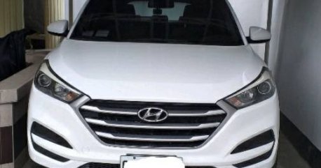 Sell White 2017 Hyundai Tucson in Calape