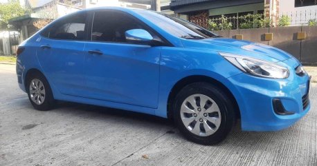 Selling White Hyundai Accent 2019 in Quezon City