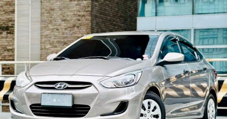 White Hyundai Accent 2018 for sale in Automatic