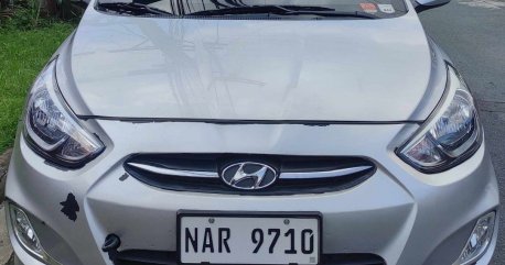 White Hyundai Accent 2017 for sale in Dasmariñas