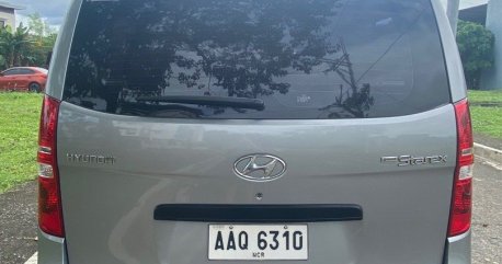 Sell White 2014 Hyundai Grand starex in Quezon City